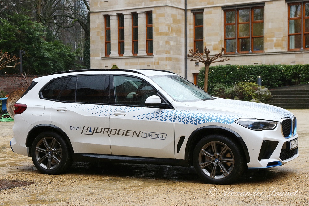 DEKRA & BMW @ European Hydrogen Conference